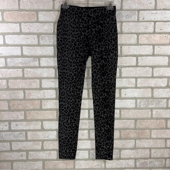 Boston Proper Gray Leopard Print Pull on Leggings Size XXS - Picture 5 of 12